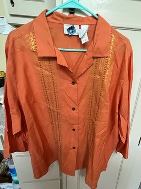 Liz Claiborne Orange Button-Front Embroidered Blouse
